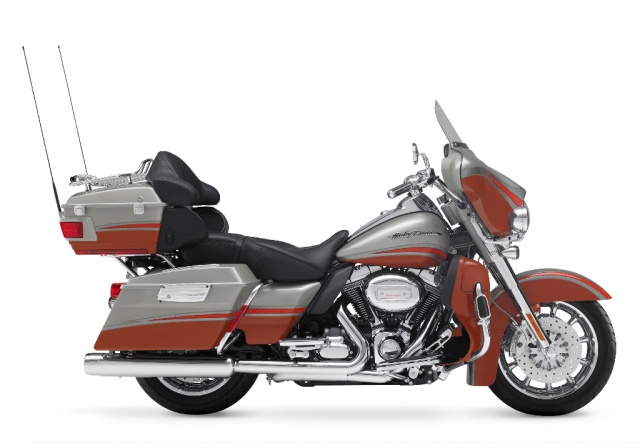 2009 Harley-Davidson - FLHTCUSE CVO Ultra Classic Electra Glide